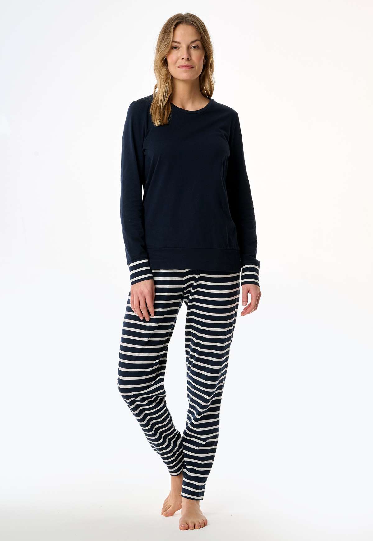 Пижамы `Casual Essentials`