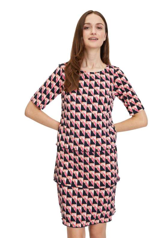 Летнее платье Stufenkleid kurzarm