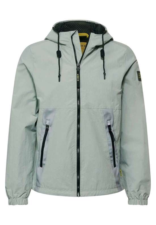 Ветровка с капюшоном на шнурке