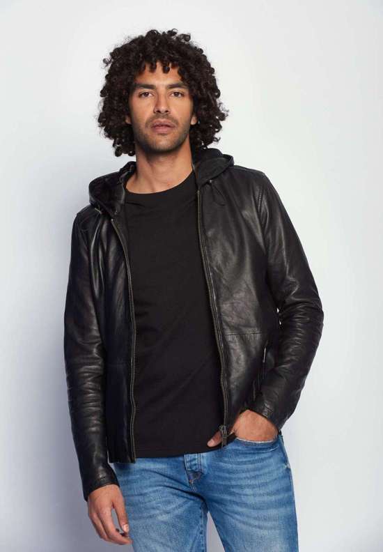 Кожаная куртка Estero