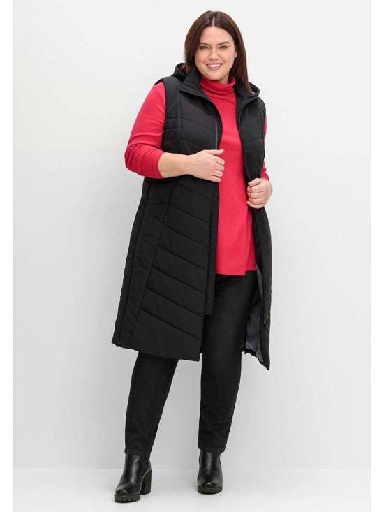 Длинный жилет с капюшоном и боковыми молниями. Große Größen