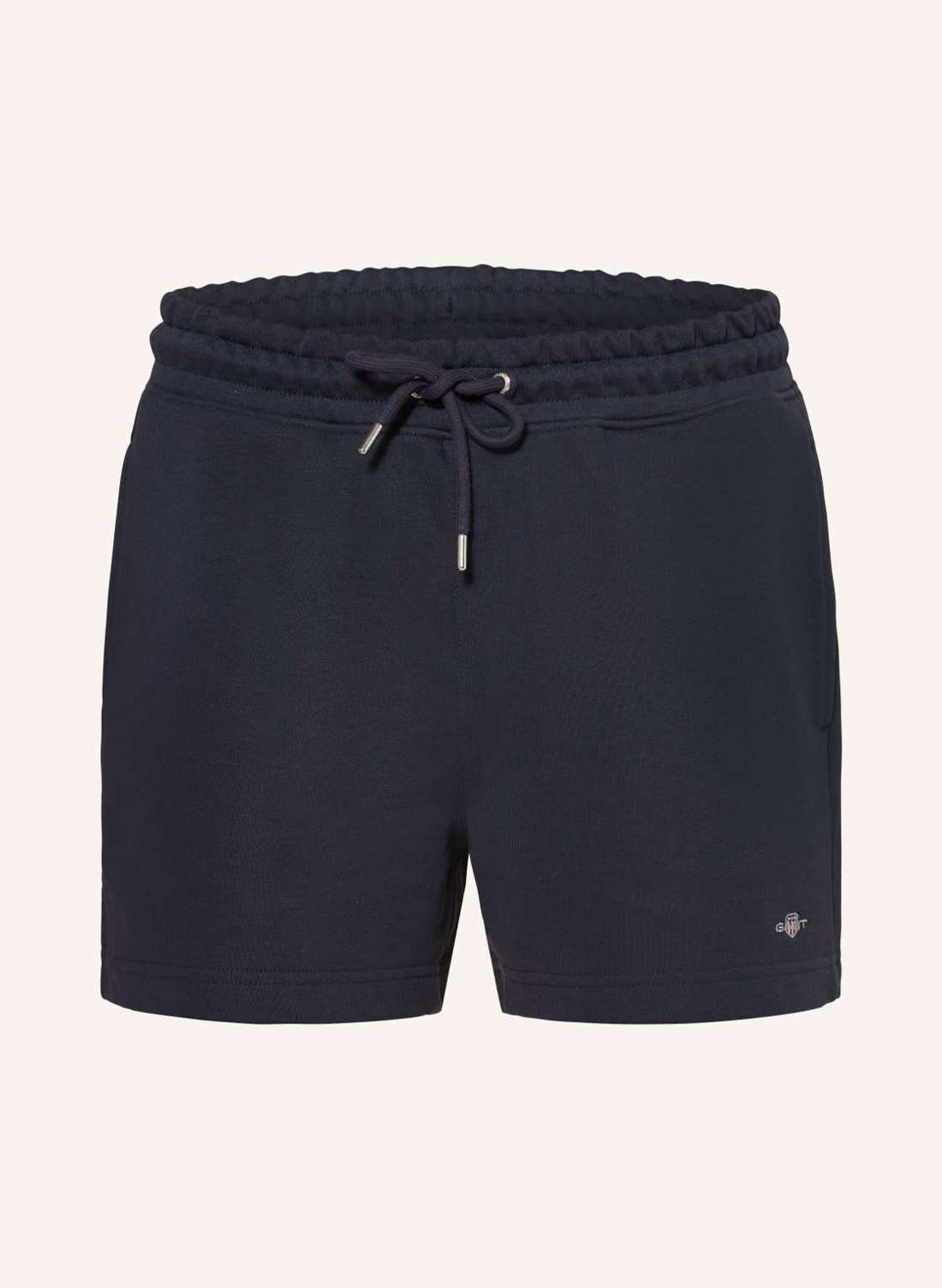 Спортивные шорты