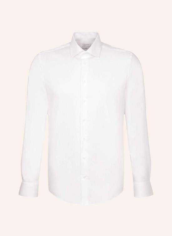 Деловая рубашка приталенного кроя