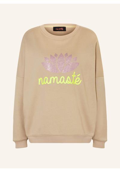 Толстовка оверсайз с драгоценными камнями NAMASTE