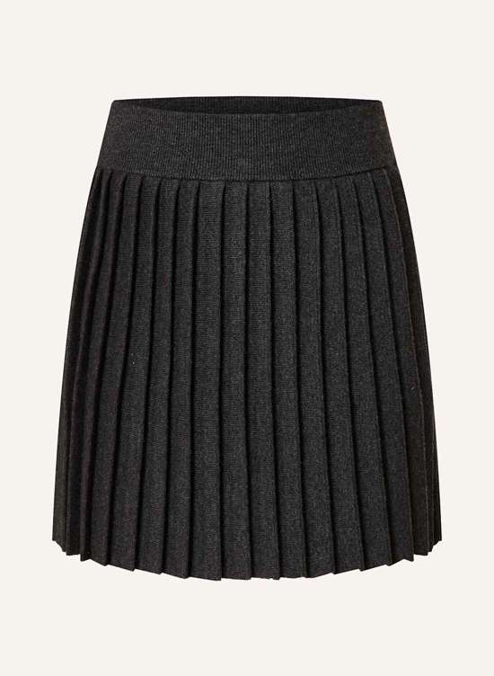 Плиссированная юбка