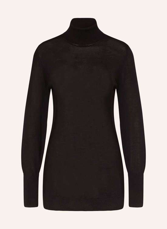 Пуловер с высоким воротником