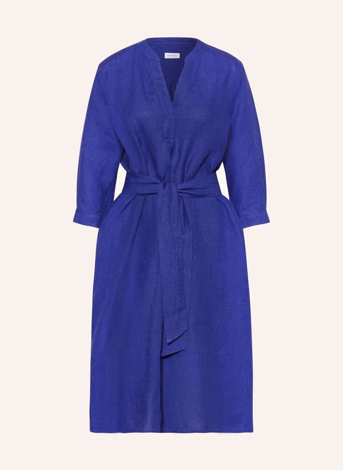 Льняное платье с рукавами 3/4.