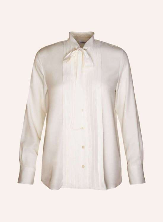 Блузка с завязками на воротнике