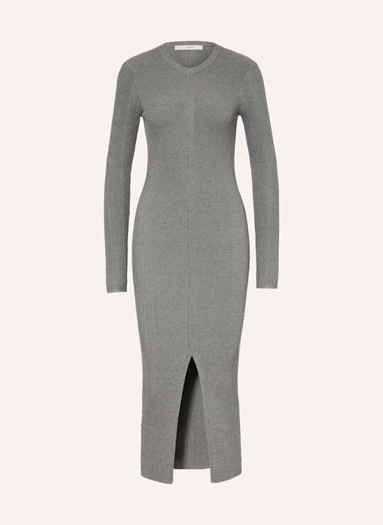 Трикотажное платье