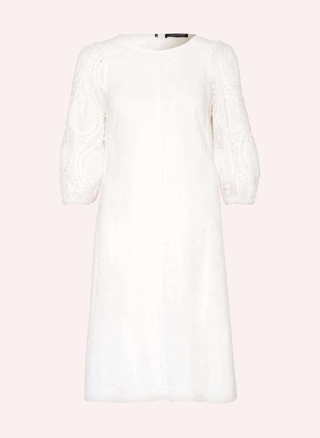 Платье с рукавами 3/4