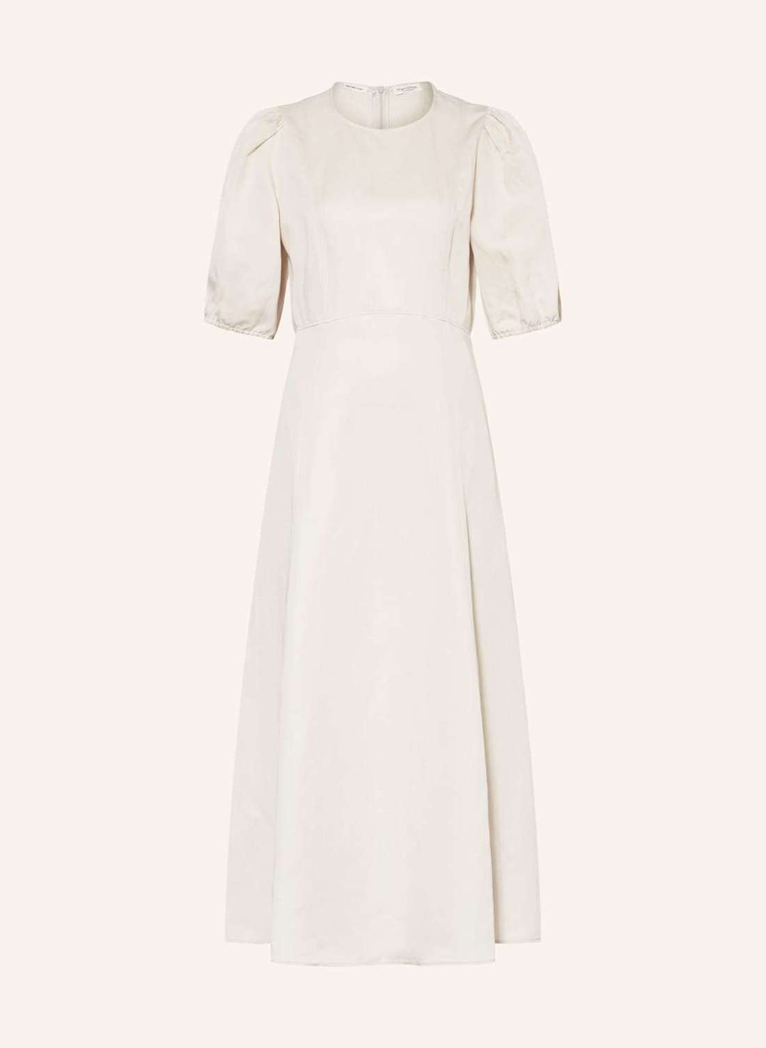 Платье из льна