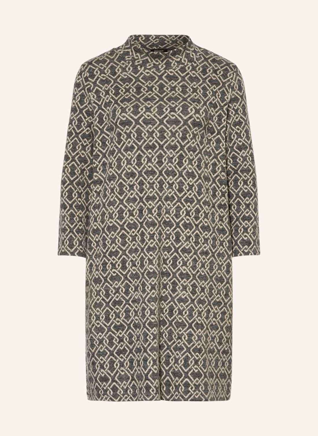 Трикотажное платье с рукавами 3/4.