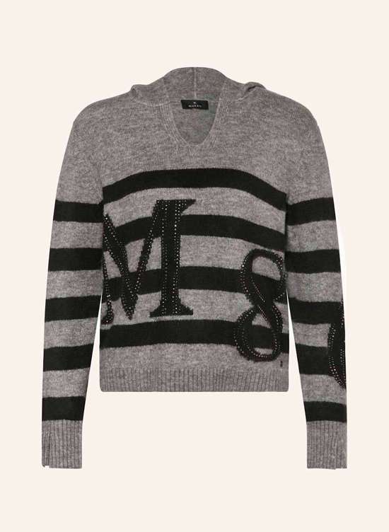 Свитер с драгоценными камнями