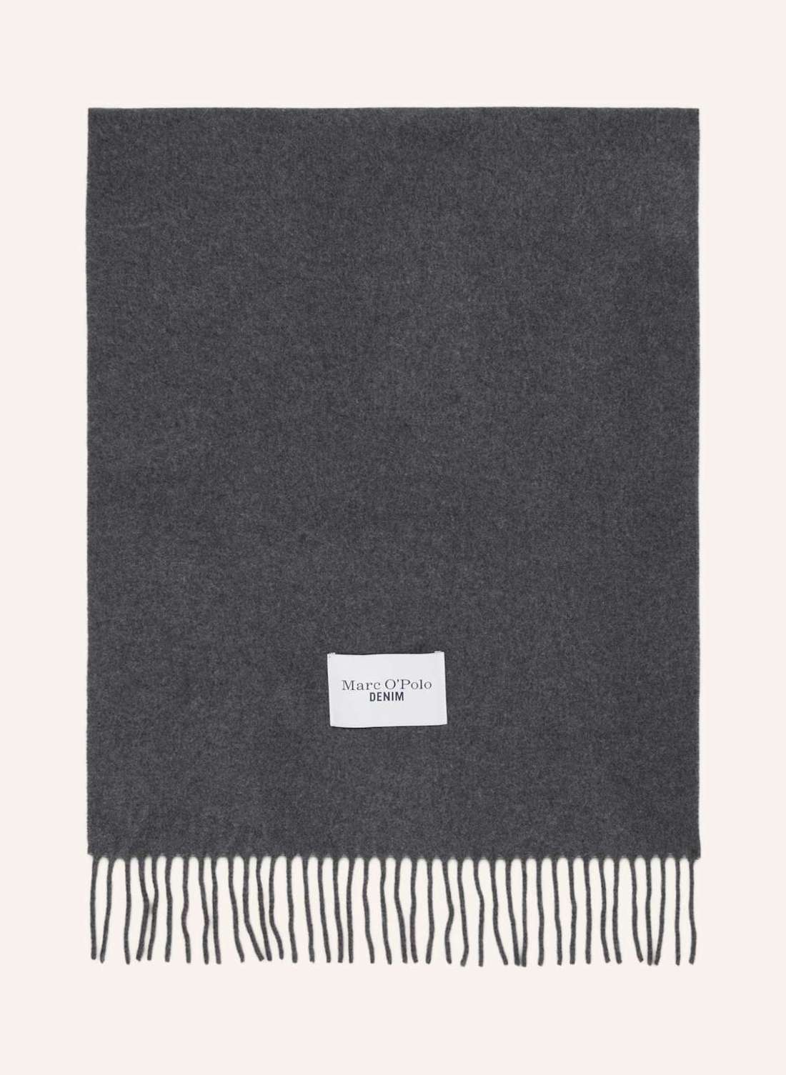 Шарф с бахромой