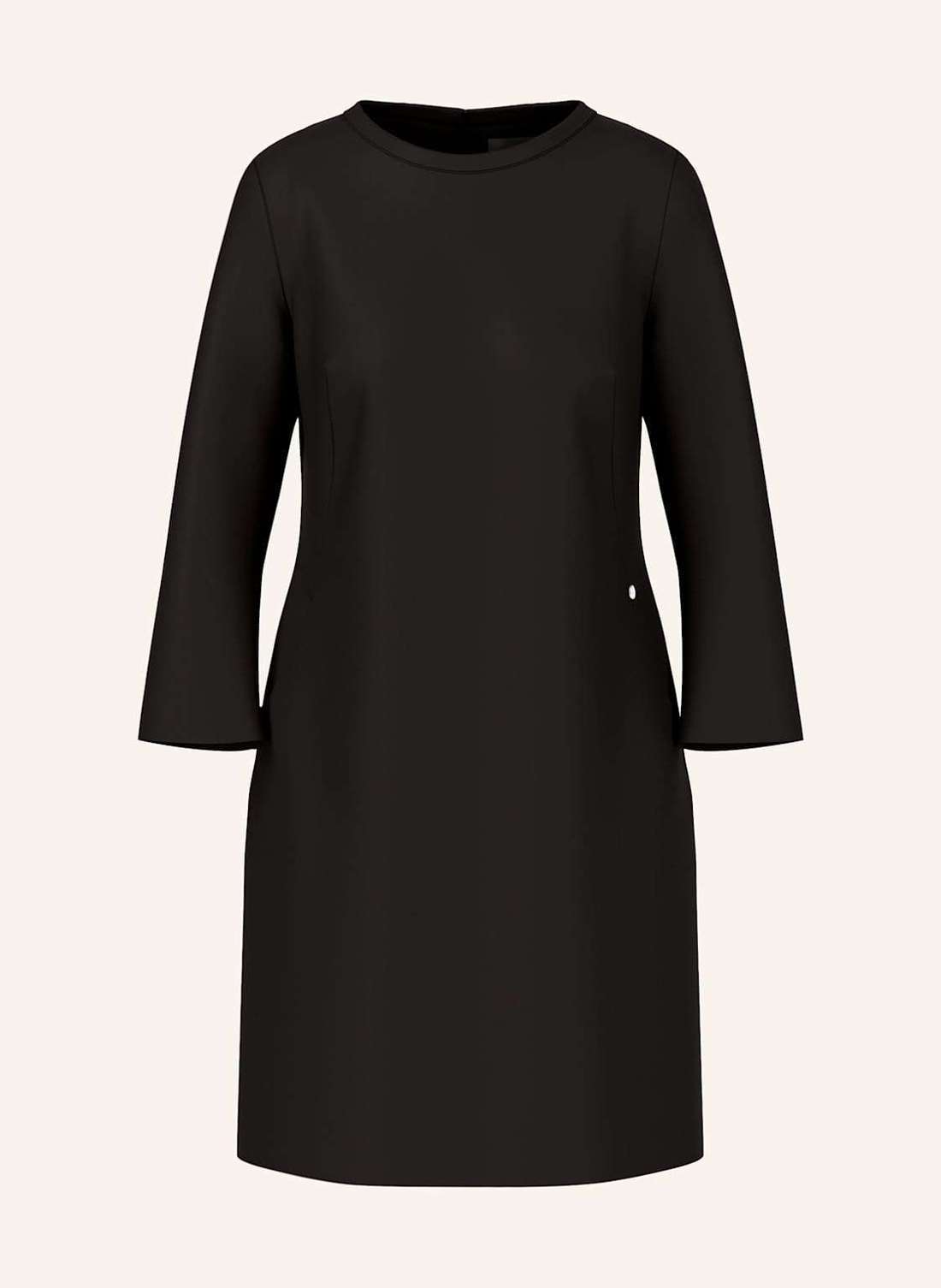 Трикотажное платье с рукавами 3/4