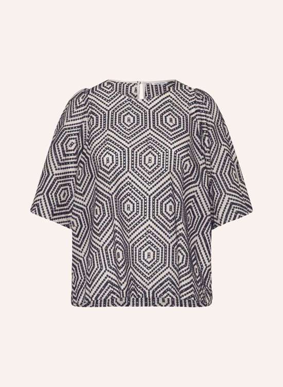 Блузка-рубашка из перфорированного кружева