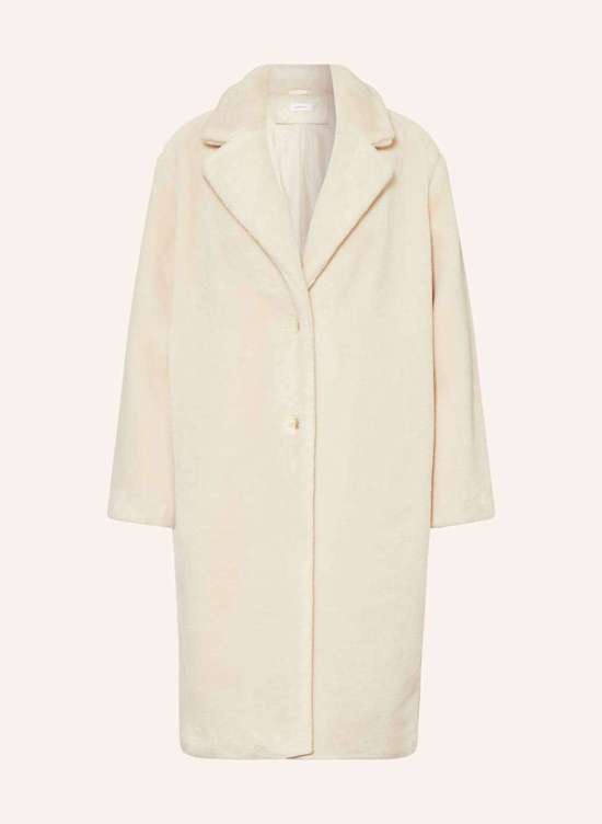 Шуба из искусственного меха