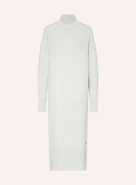 Трикотажное платье