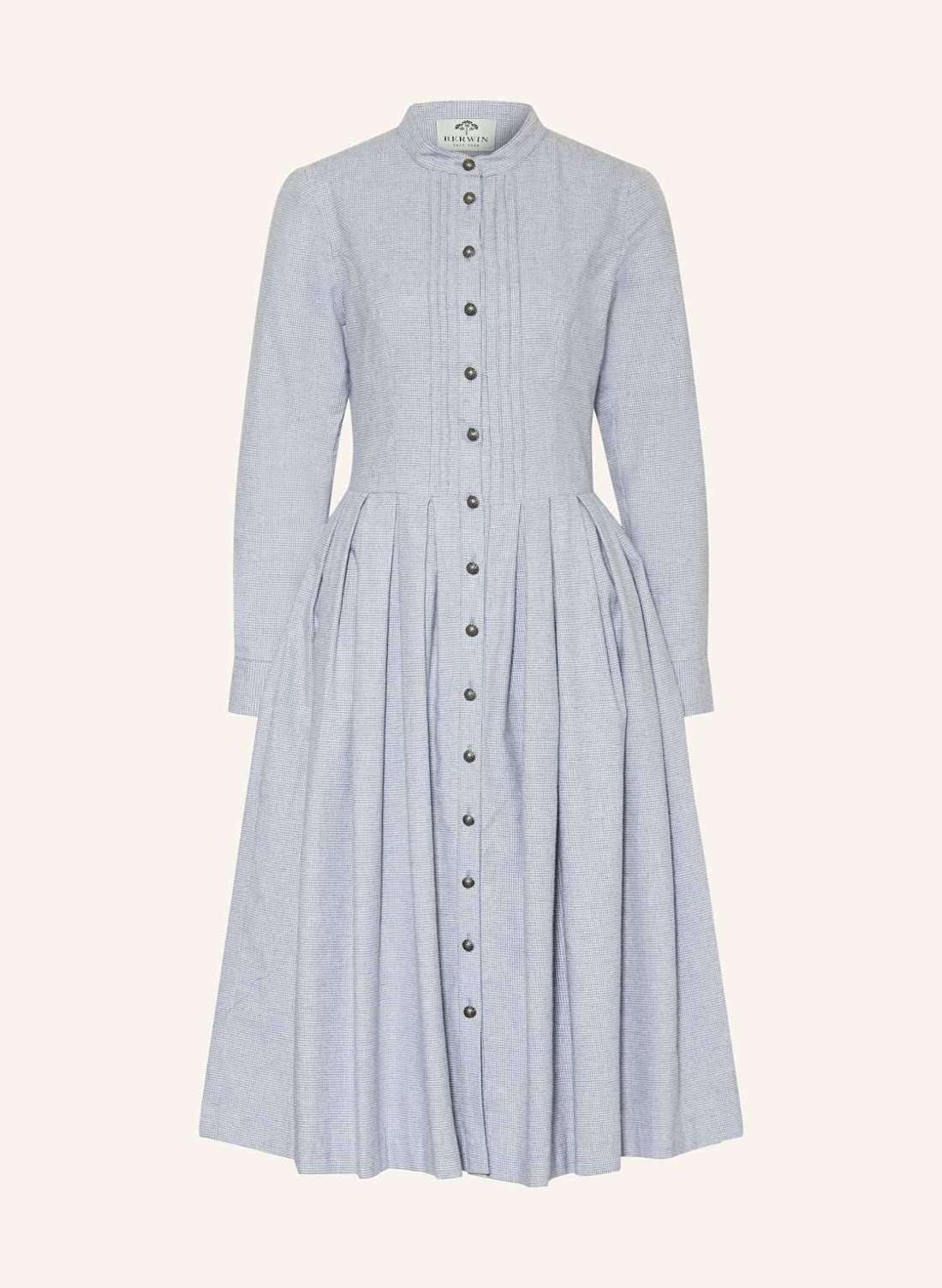 Традиционное фланелевое платье.