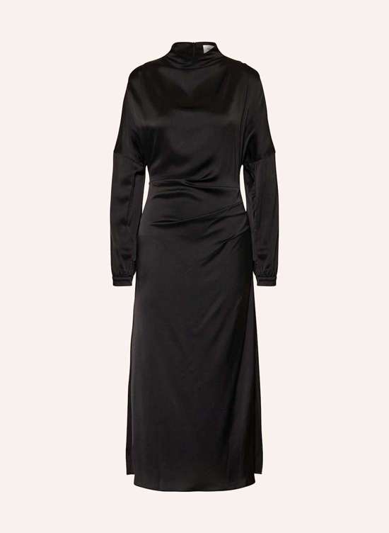 Атласное платье