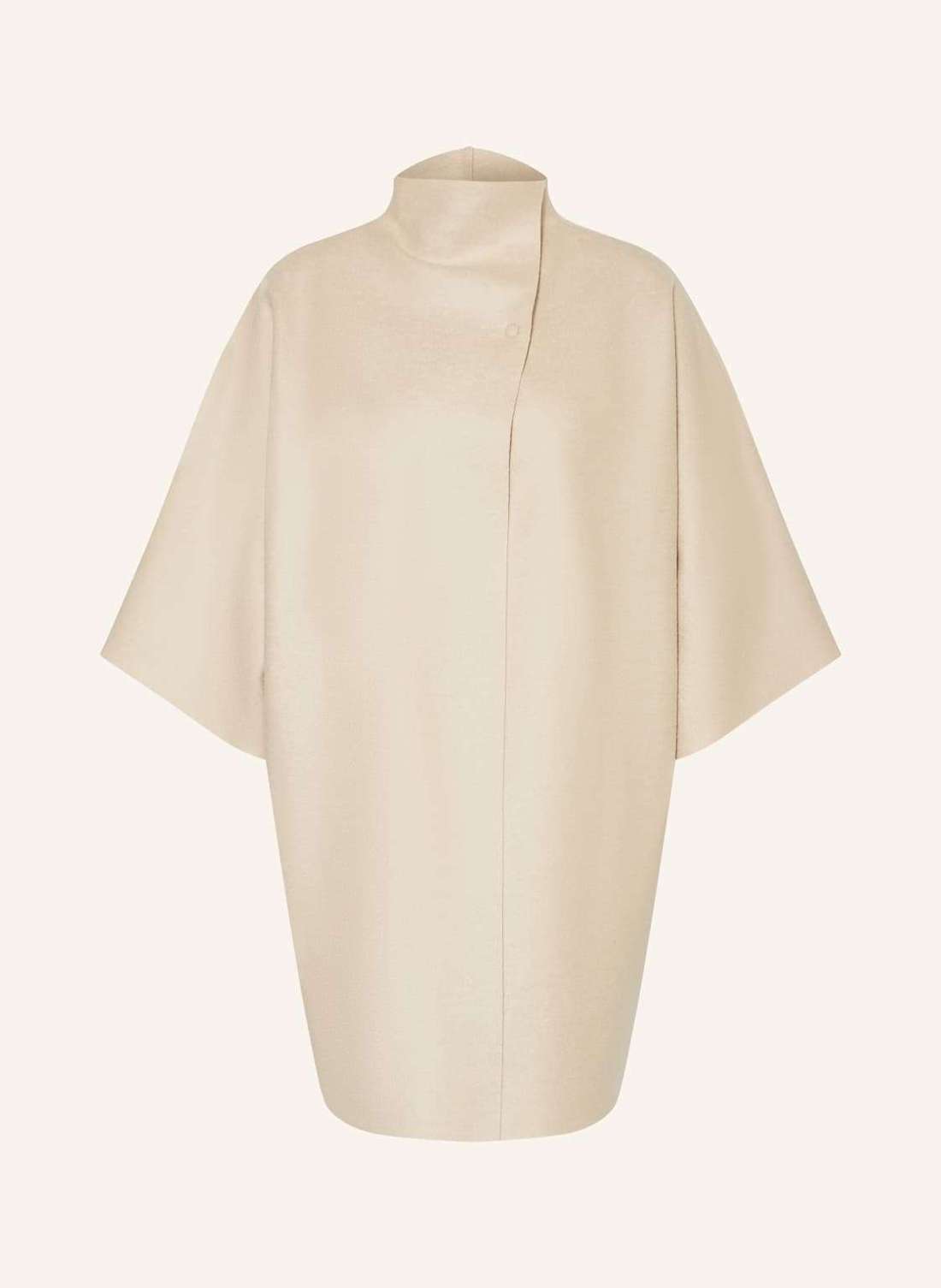 Шерстяное пальто с рукавами 3/4