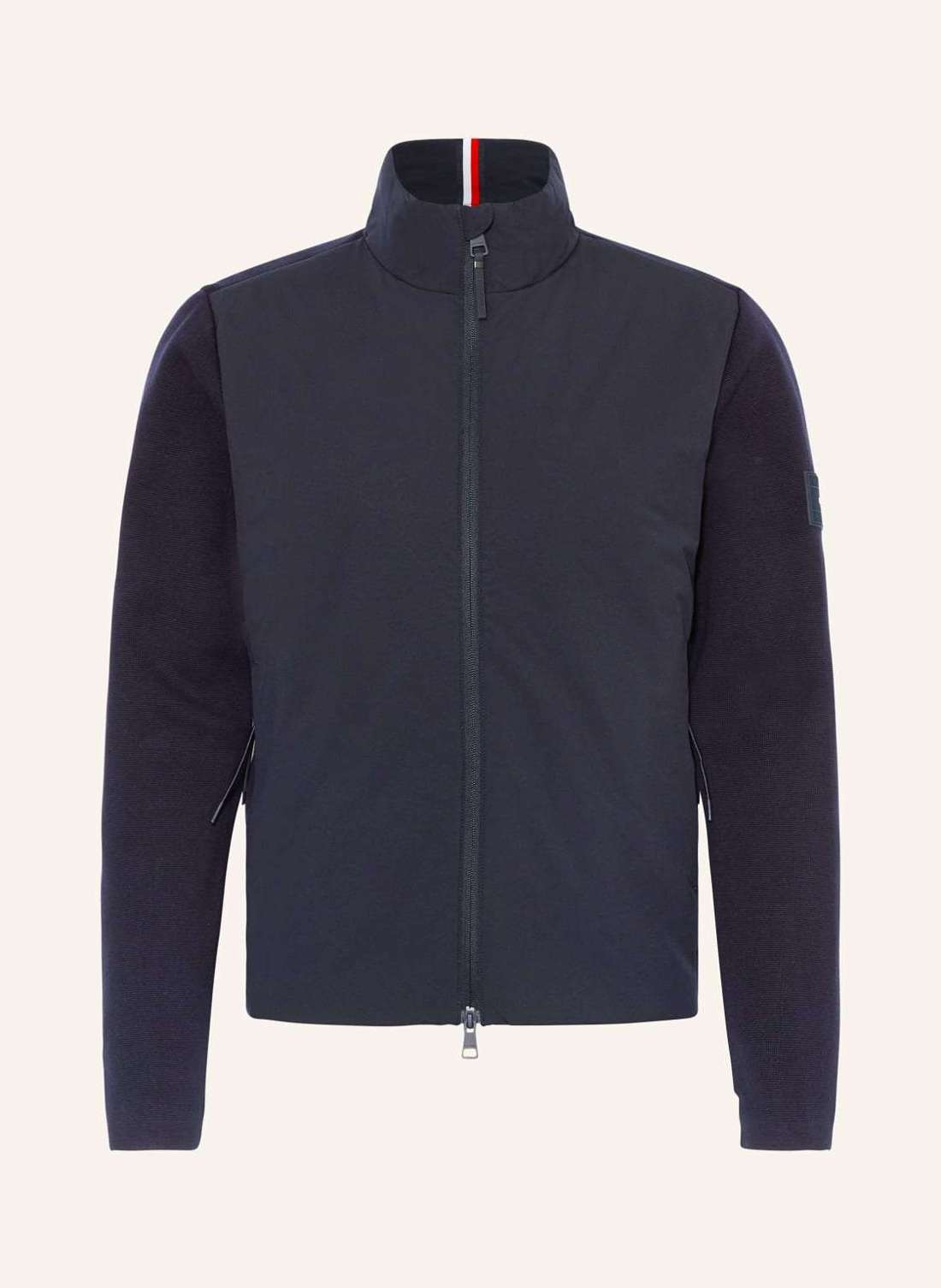 Куртка из смеси материалов.