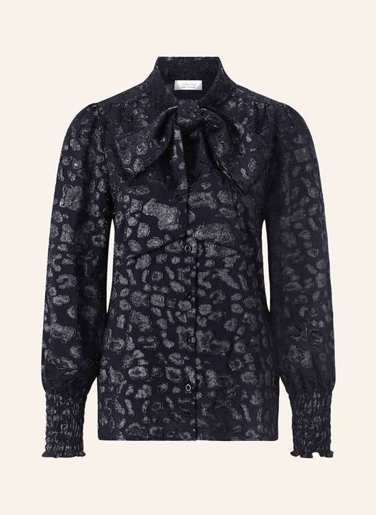 Блузка-рубашка с бантом и пряжей с блестками