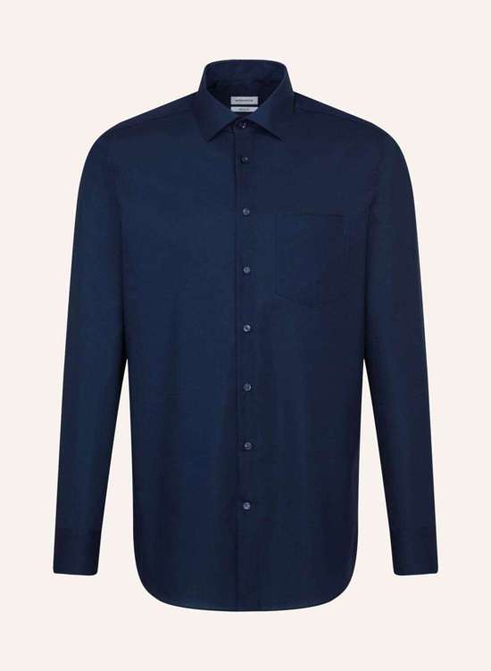 Деловая рубашка стандартного кроя