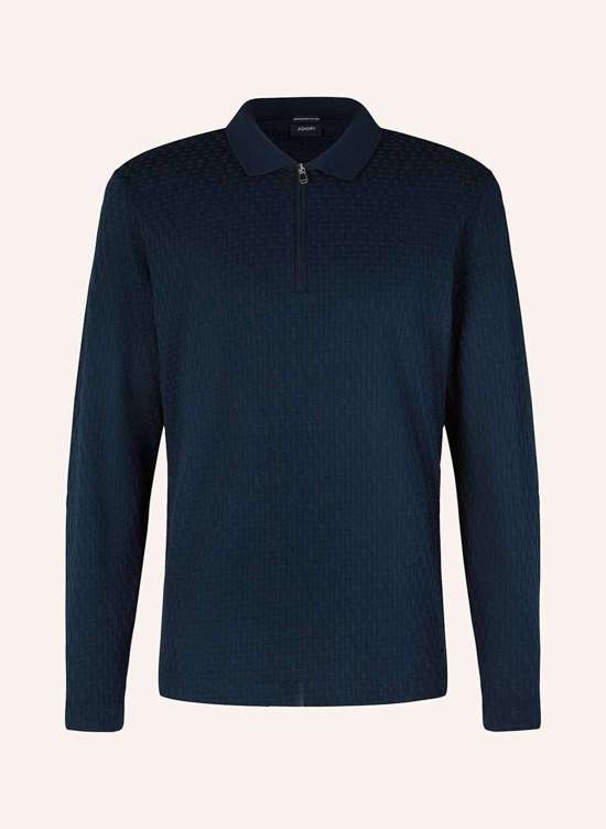 Современный крой с длинными рукавами