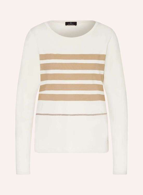 Длинный рукав с декоративными бусинами.