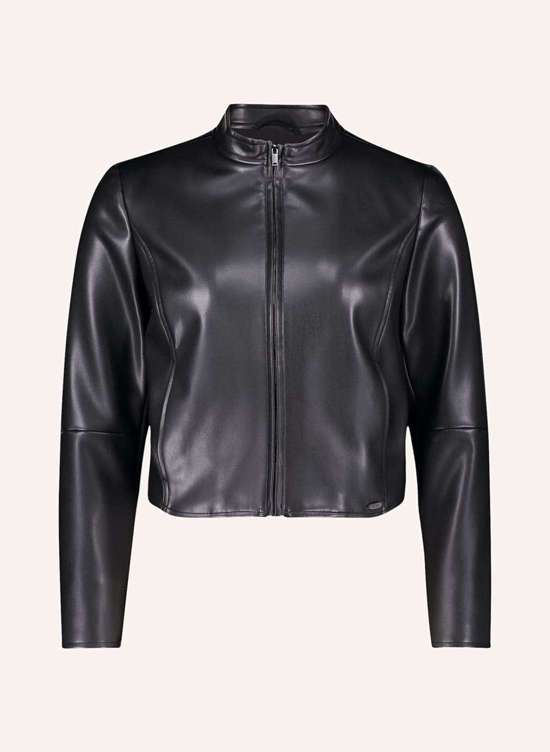 Укороченная куртка под кожу