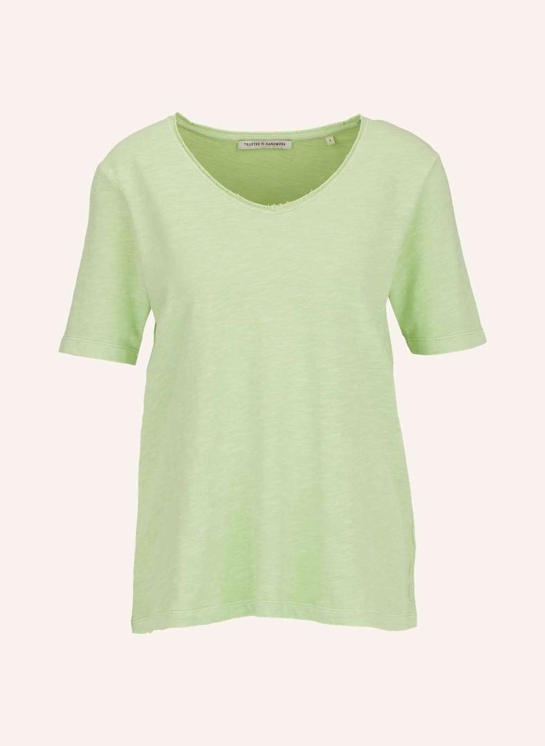 Футболка с v-образным вырезом, рукавом 3/4 и открытым краем