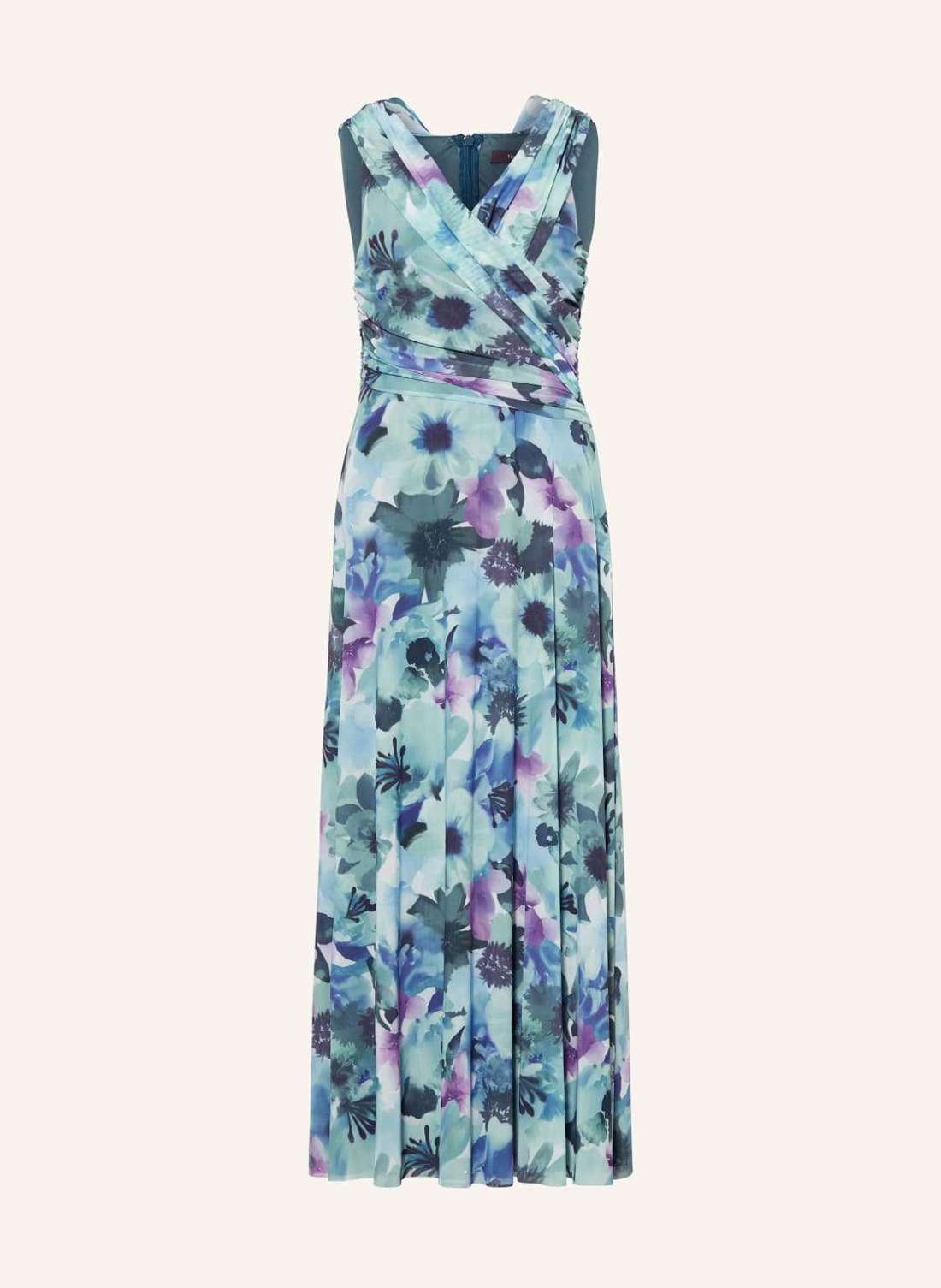 Сетчатое вечернее платье