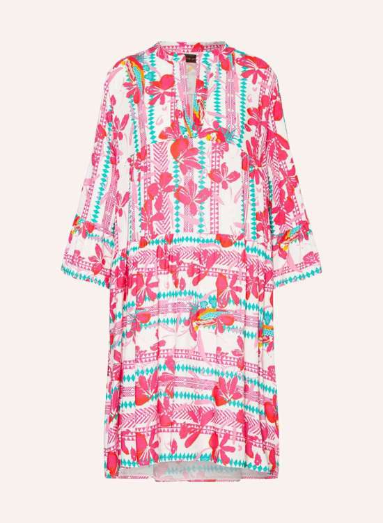 Платье с рукавами 3/4 INDIE