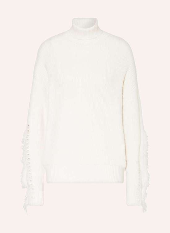 Пуловер с высоким воротником