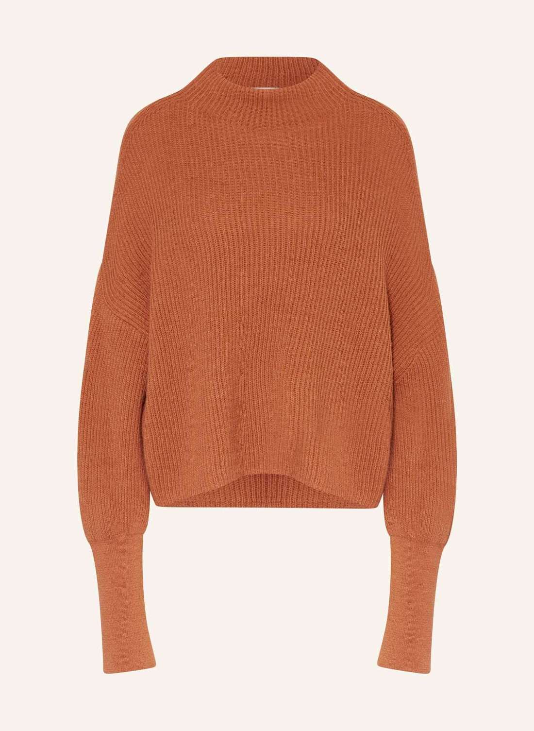 Свитер с альпакой