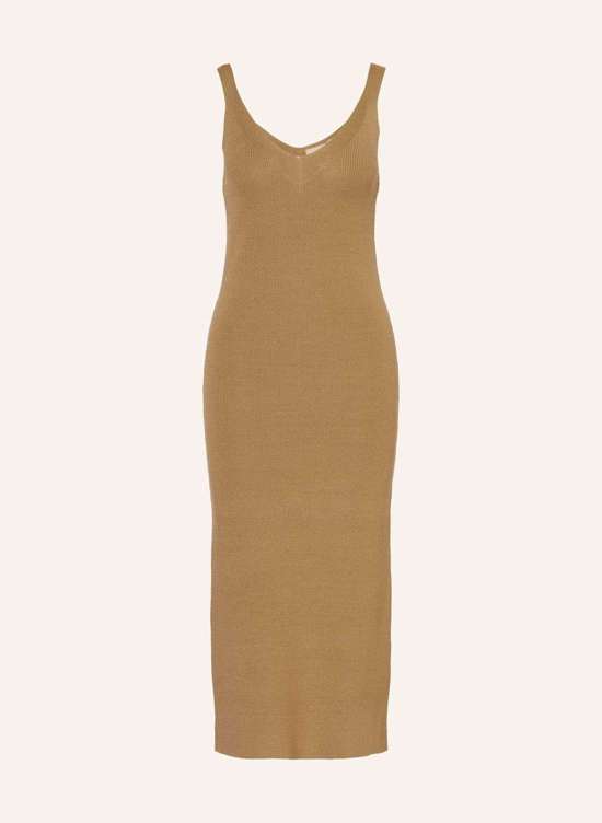 Трикотажное платье