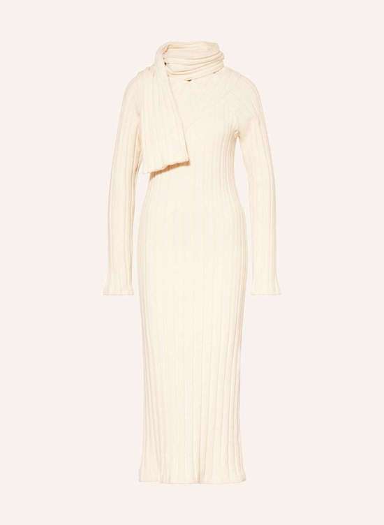 Трикотажное платье