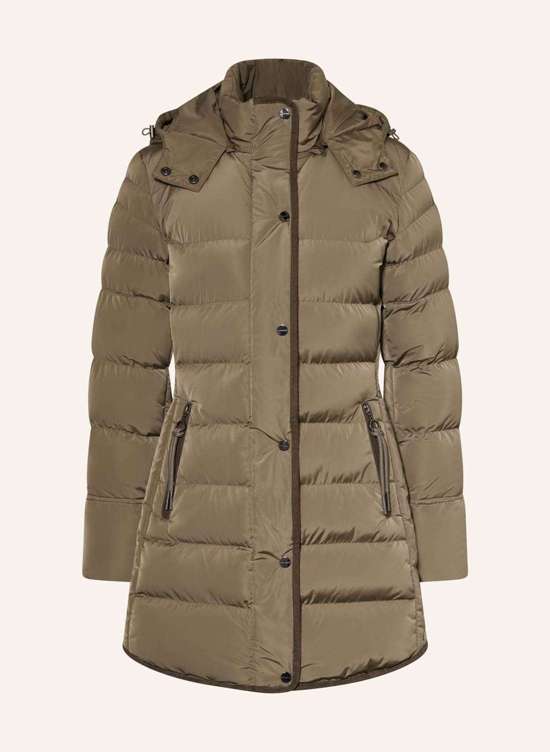 Стеганое пальто