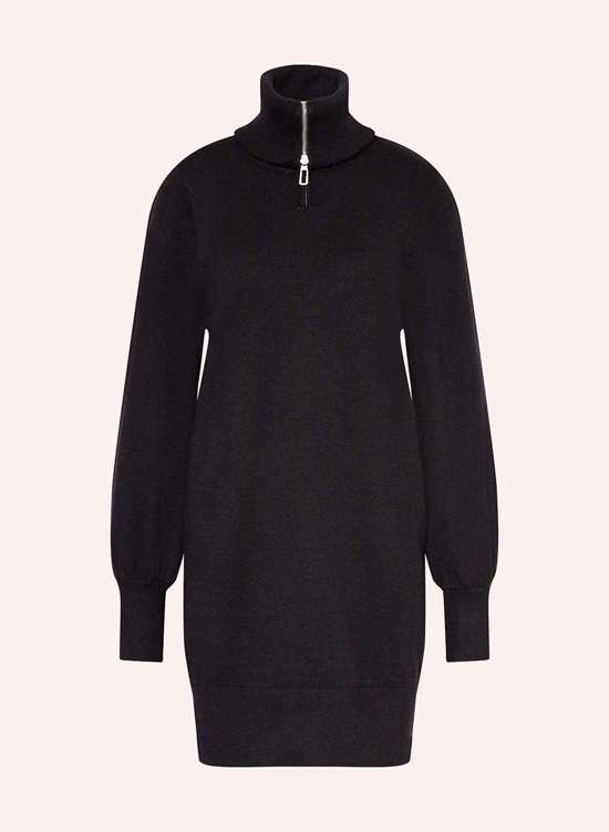 Трикотажное платье