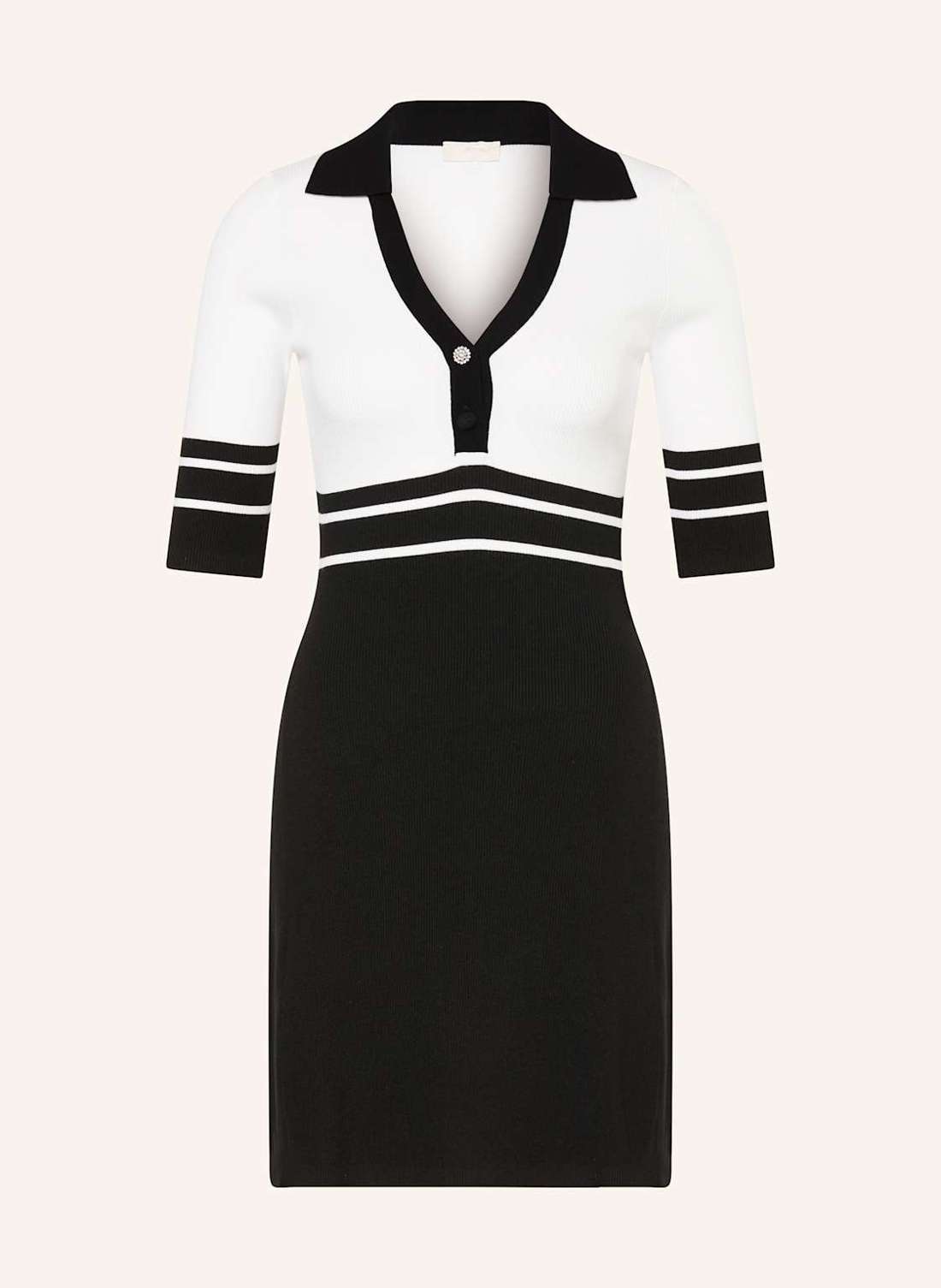 Вязаное платье с драгоценными камнями