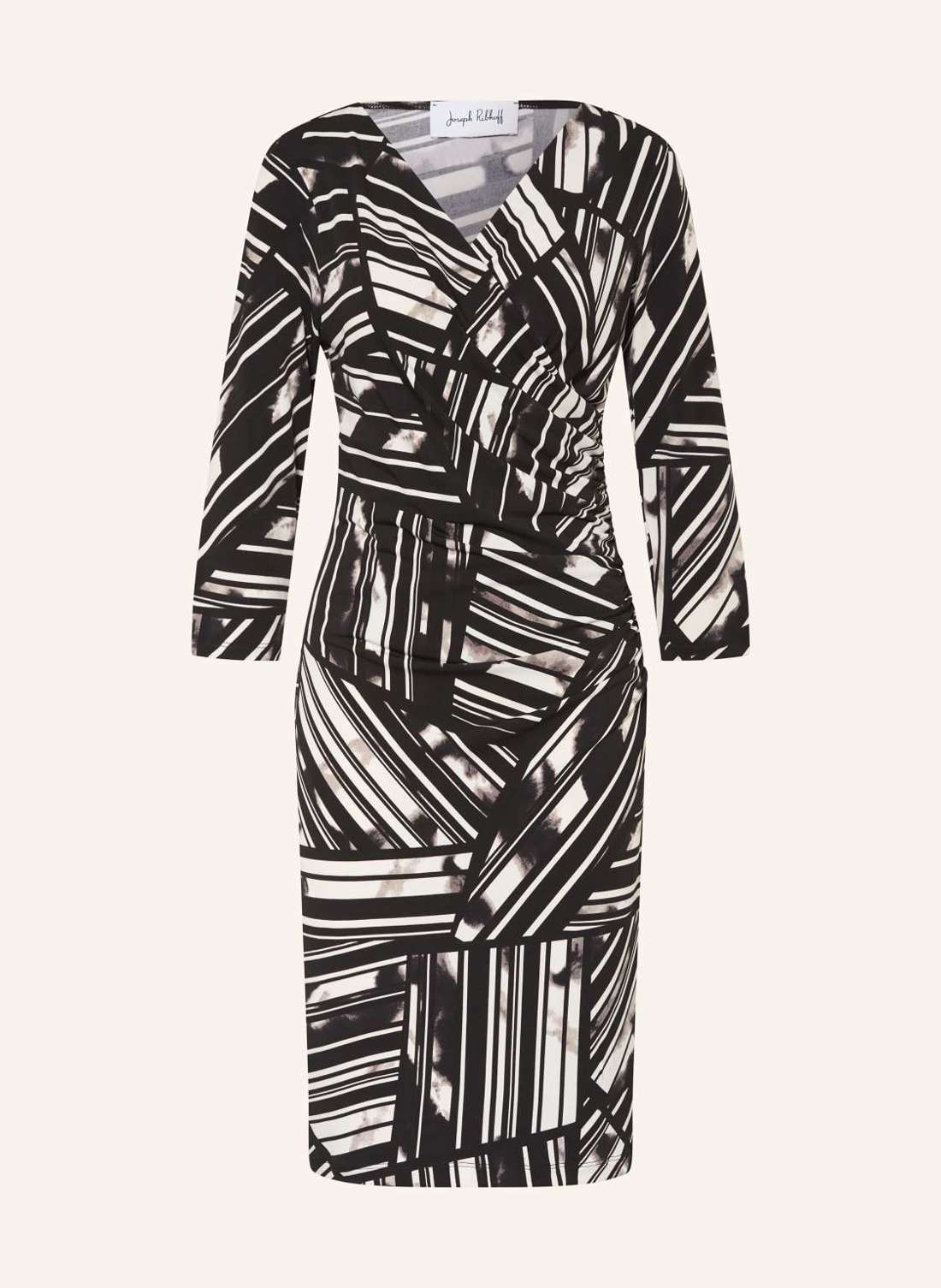 Платье-футляр с рукавами 3/4