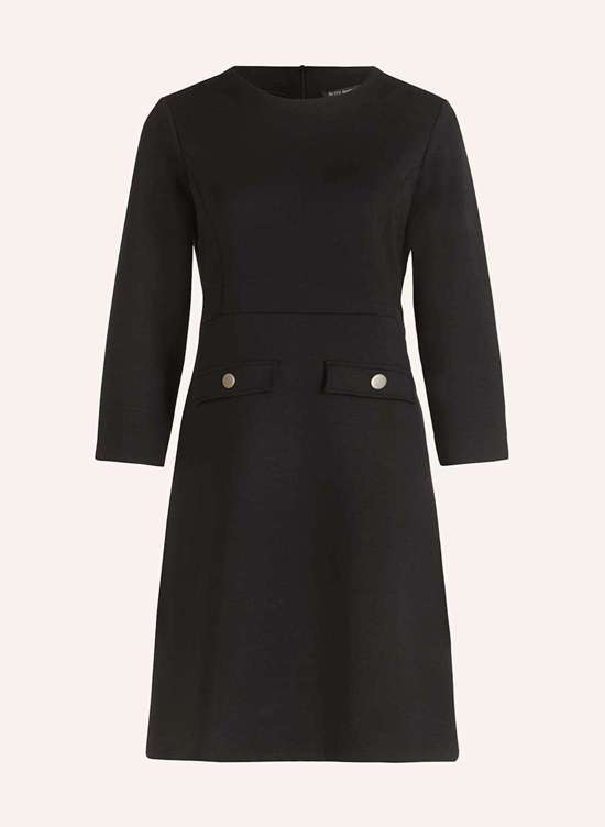 Платье с рукавами 3/4