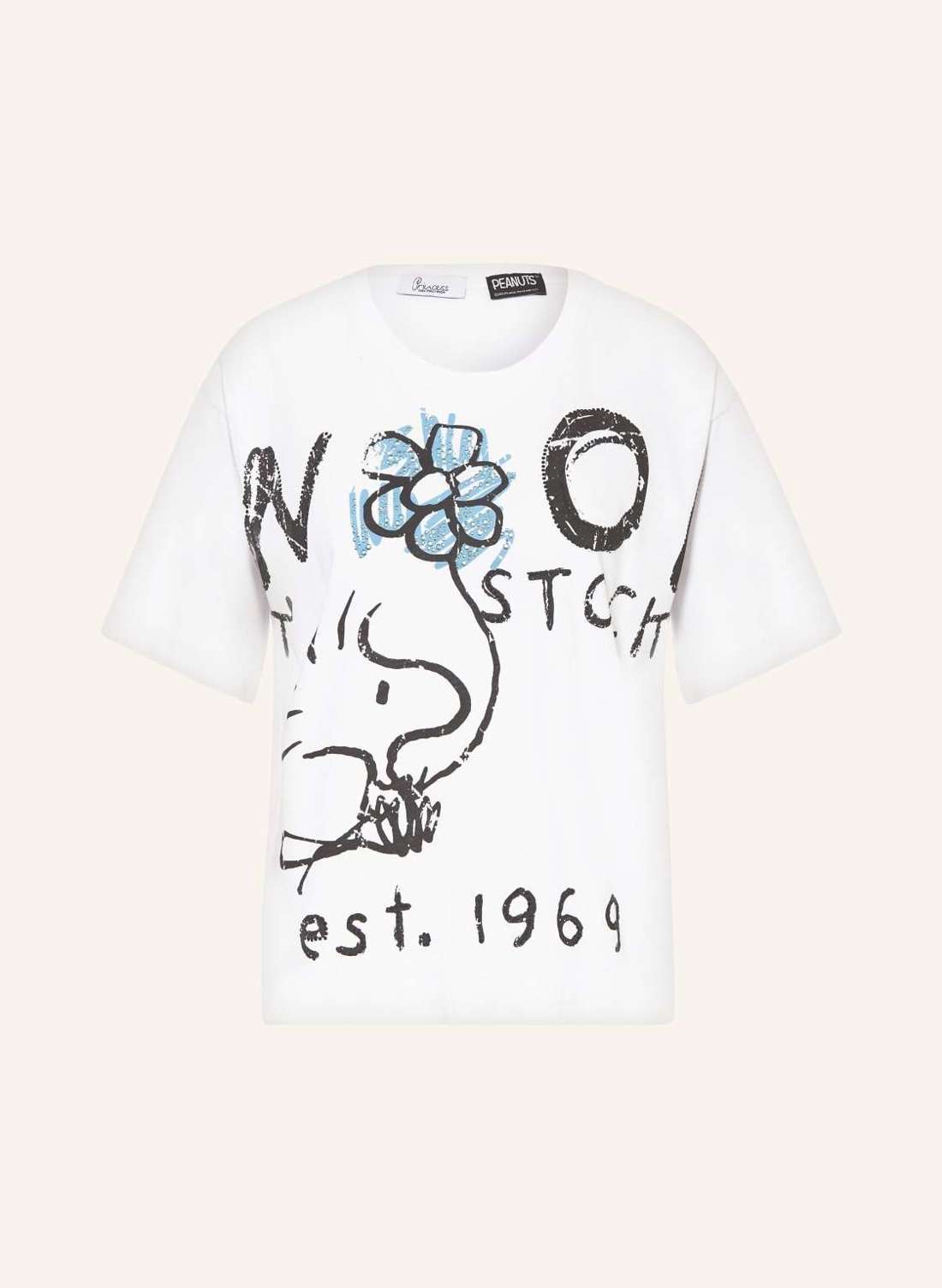 Футболка с драгоценными камнями