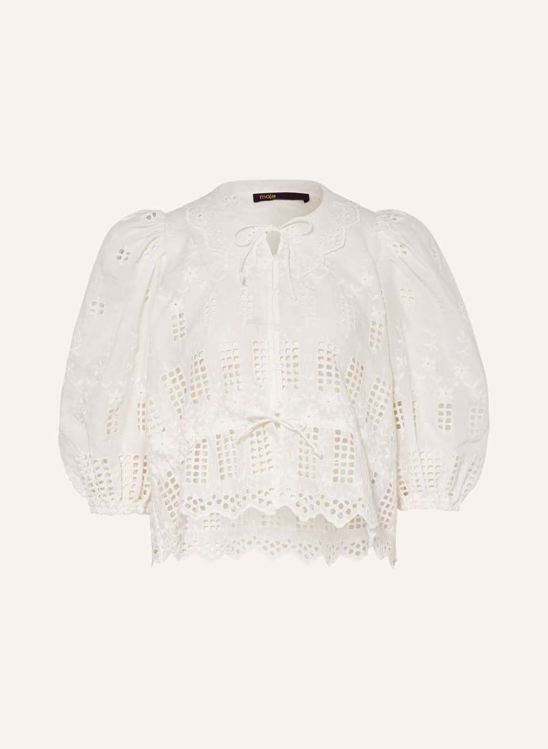 Блузка с кружевом