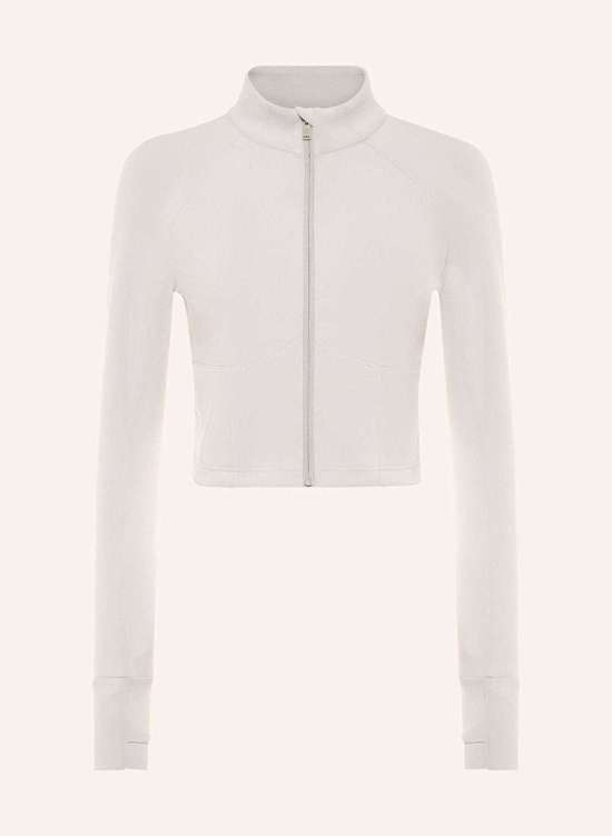 Укороченный топ