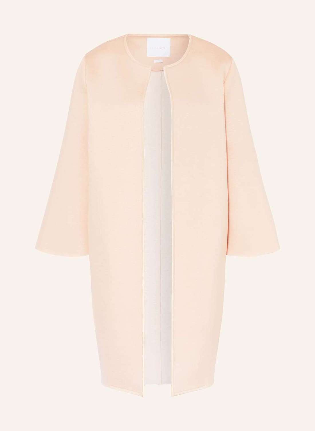 Пальто с рукавами 3/4