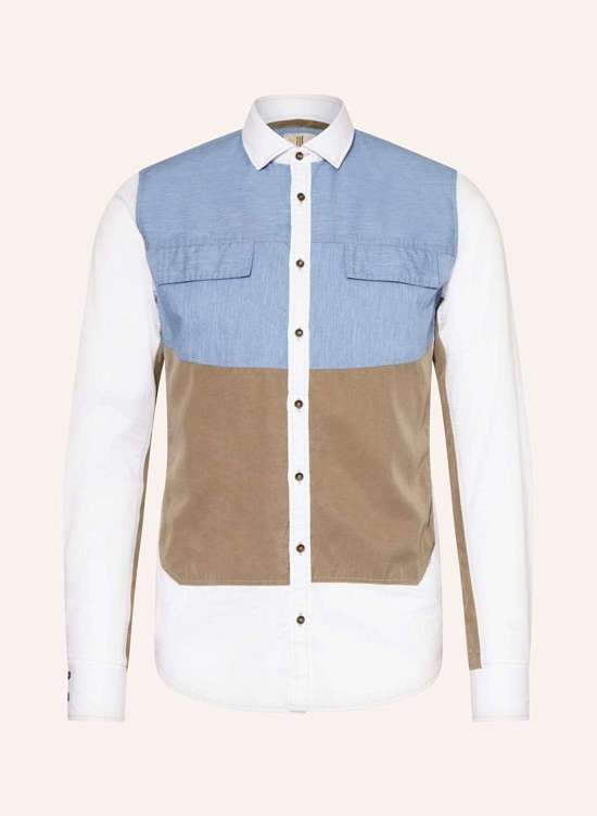 Рубашка очень узкого кроя