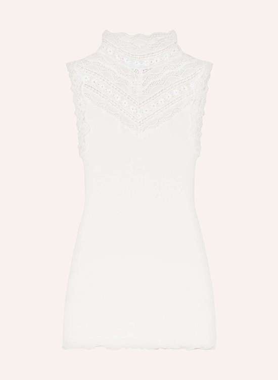 Шелковый топ с кружевом