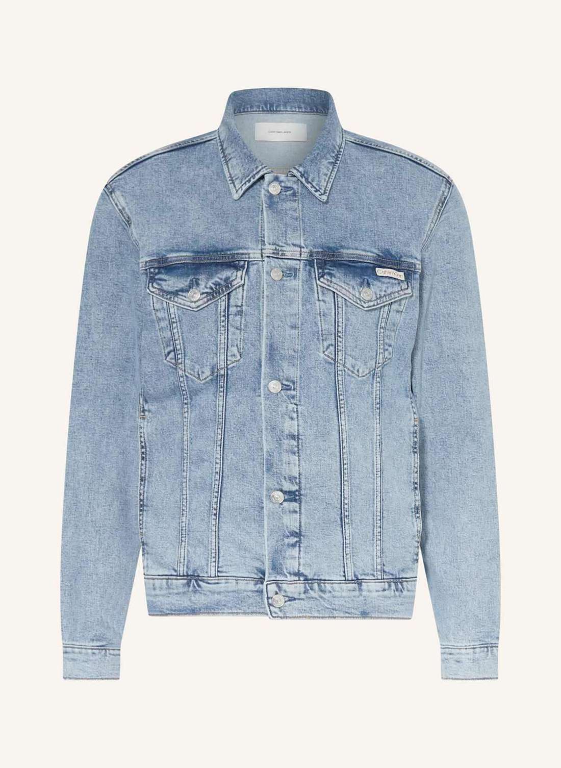 Джинсовая куртка